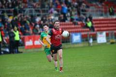 GAA-DOWN-v-DONEGAL-Conor-Francis-comes-away-with-the-ball
