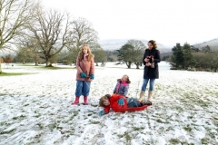 Connolly-Family-from-Rostrevor-enjoying-the-snow-L02-270121