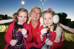 Kilkeel-Hallow-Lights-Una-Russell-and-grand-daughters